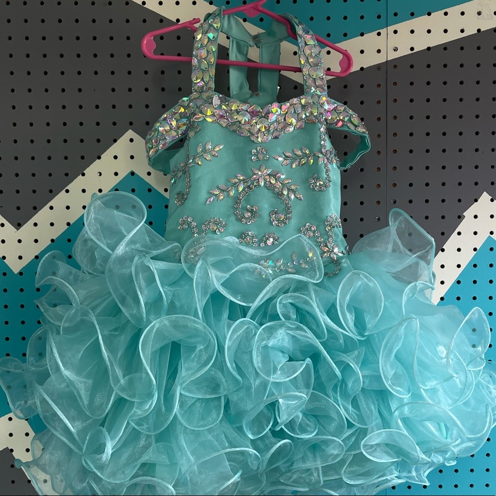 Pageant dress